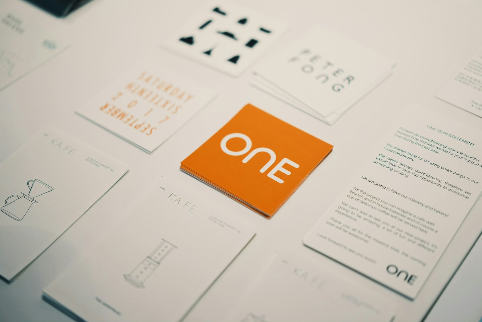 Papeler&iacute;a corporativa para una identidad impresa